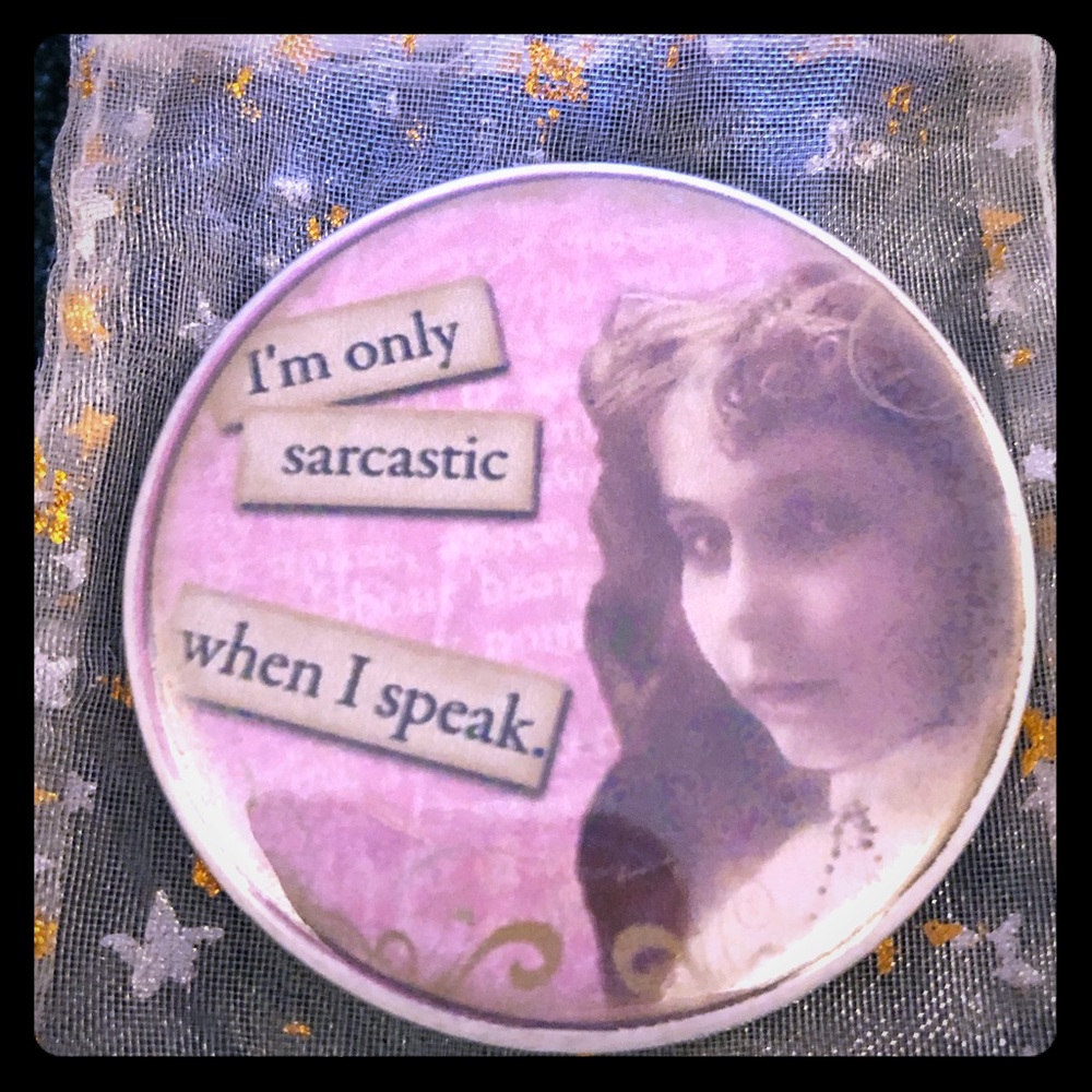 *****Travel size mirror w/ pouch